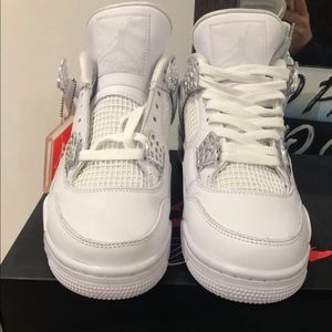 Jordan Retro 4 (Pure Money)